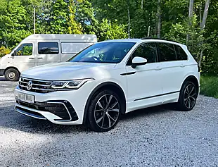 Used 2020 Volkswagen Tiguan R-Line Pure White - Interior and Exterior details 7