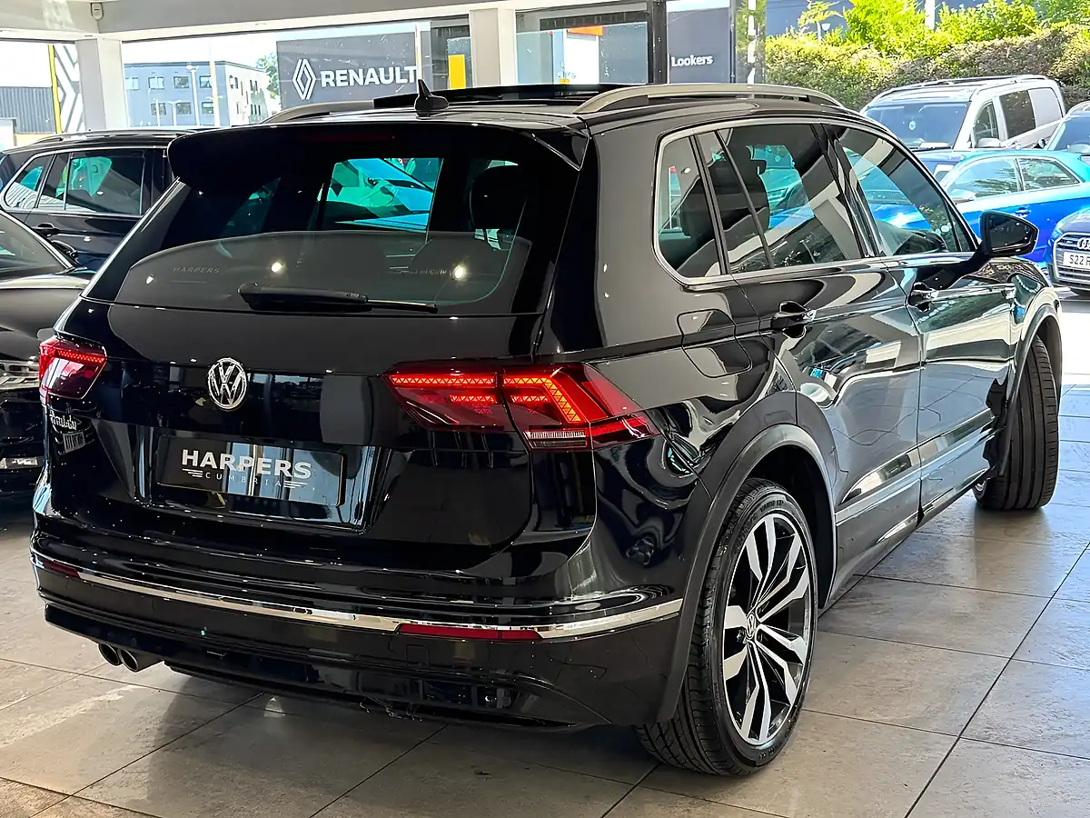 Used 2020 Volkswagen Tiguan R-Line Tech Black - Interior and Exterior details 2