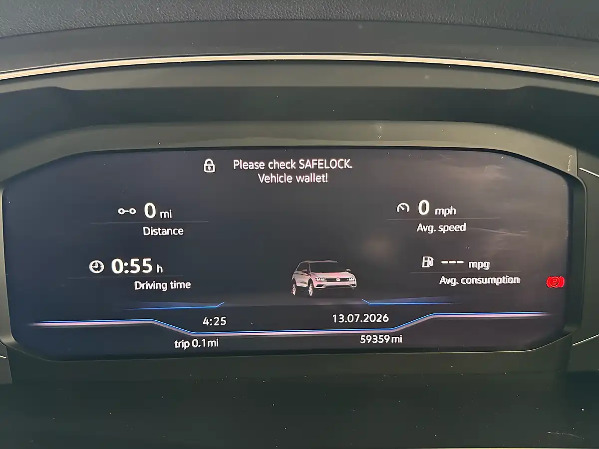 Used 2020 Volkswagen Tiguan R-Line Tech Black - Interior and Exterior details 20
