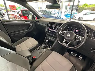 Used 2020 Volkswagen Tiguan R-Line Tech Black - Interior and Exterior details 14