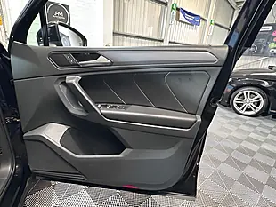 Used 2020 Volkswagen Tiguan R-Line Tech Black - Interior and Exterior details 15