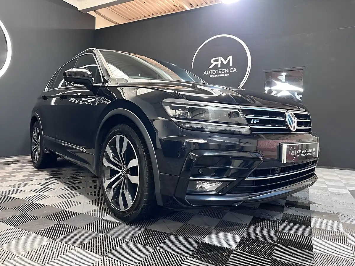 Used 2020 Volkswagen Tiguan R-Line Tech Black - Interior and Exterior details 2