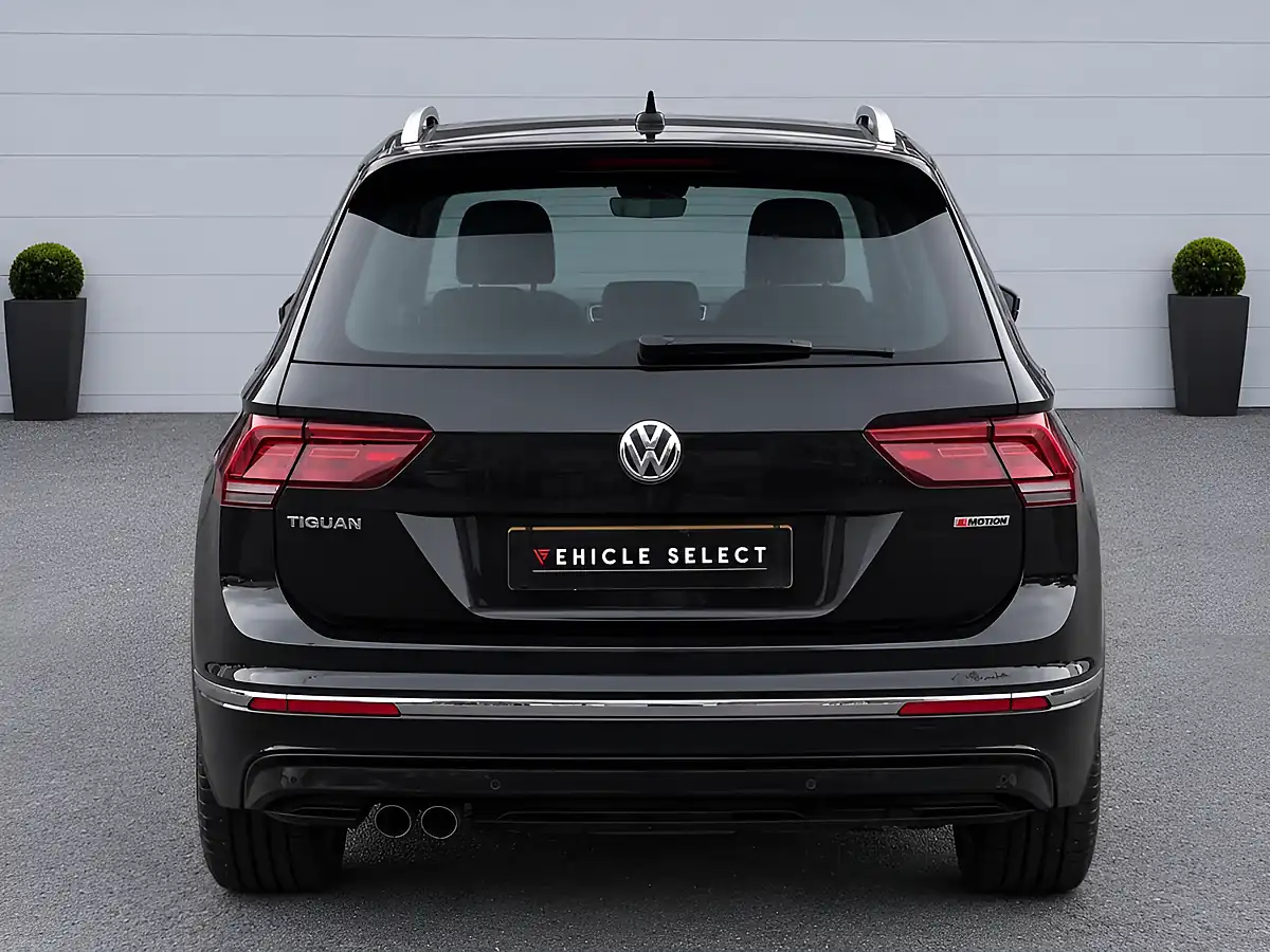 Used 2020 Volkswagen Tiguan R-Line Tech Black - Interior and Exterior details 11