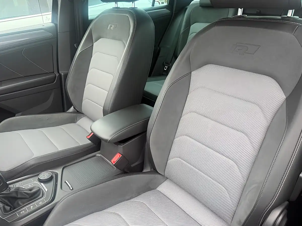 Used 2020 Volkswagen Tiguan R-Line Tech Black - Interior and Exterior details 14
