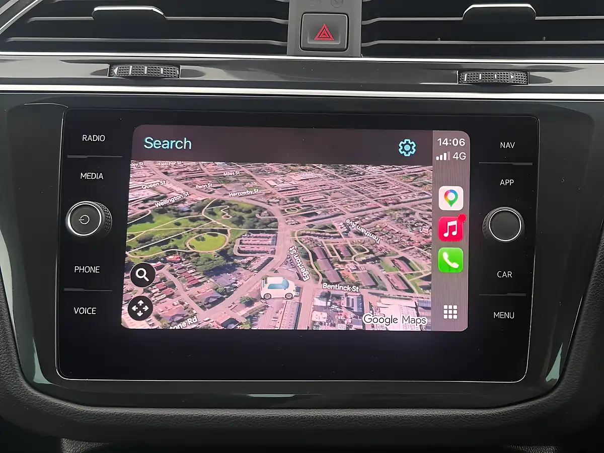 Used 2020 Volkswagen Tiguan R-Line Tech Black - Interior and Exterior details 4