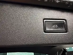 Used 2020 Volkswagen Tiguan R-Line Tech Grey - Interior and Exterior details 16
