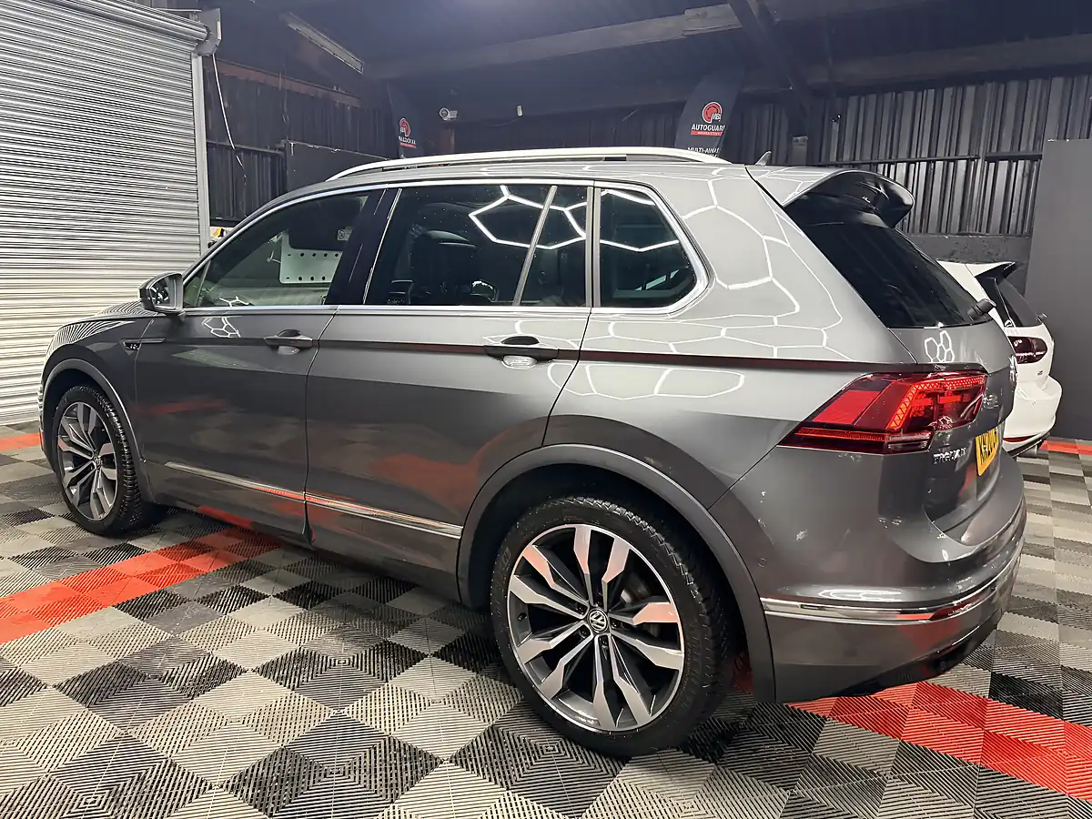 Used 2020 Volkswagen Tiguan R-Line Tech Grey - Interior and Exterior details 5