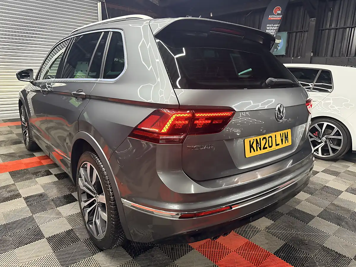 Used 2020 Volkswagen Tiguan R-Line Tech Grey - Interior and Exterior details 9