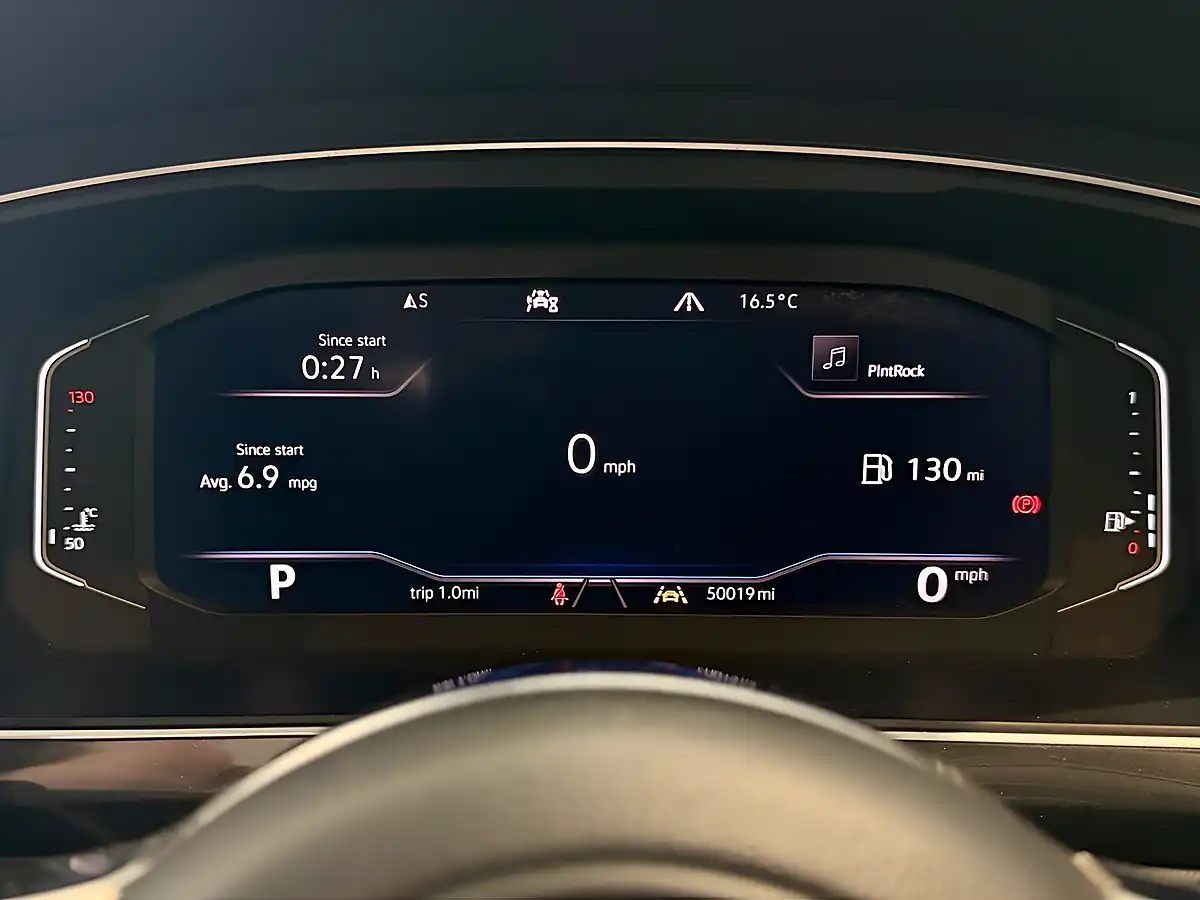 Used 2020 Volkswagen Tiguan R-Line Tech Grey - Interior and Exterior details 16