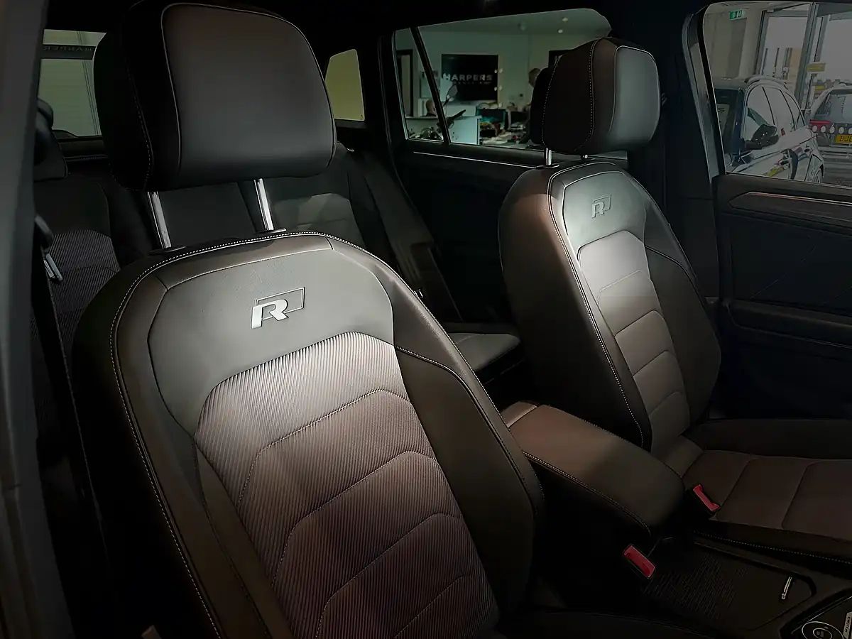 Used 2020 Volkswagen Tiguan R-Line Tech Grey - Interior and Exterior details 17