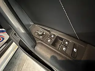 Used 2020 Volkswagen Tiguan R-Line Tech - Interior and Exterior details 20