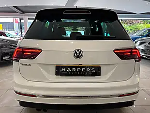 Used 2020 Volkswagen Tiguan R-Line Tech - Interior and Exterior details 3