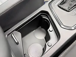 Used 2020 Volkswagen Tiguan R-Line Tech Oryx White - Interior and Exterior details 16