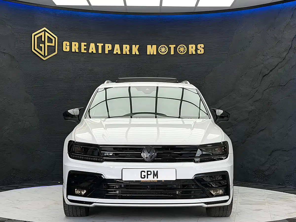 Used 2020 Volkswagen Tiguan R-Line Tech Oryx White - Interior and Exterior details 2