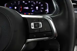 Used 2020 Volkswagen Tiguan R-Line Tech Pure White - Interior and Exterior details 11