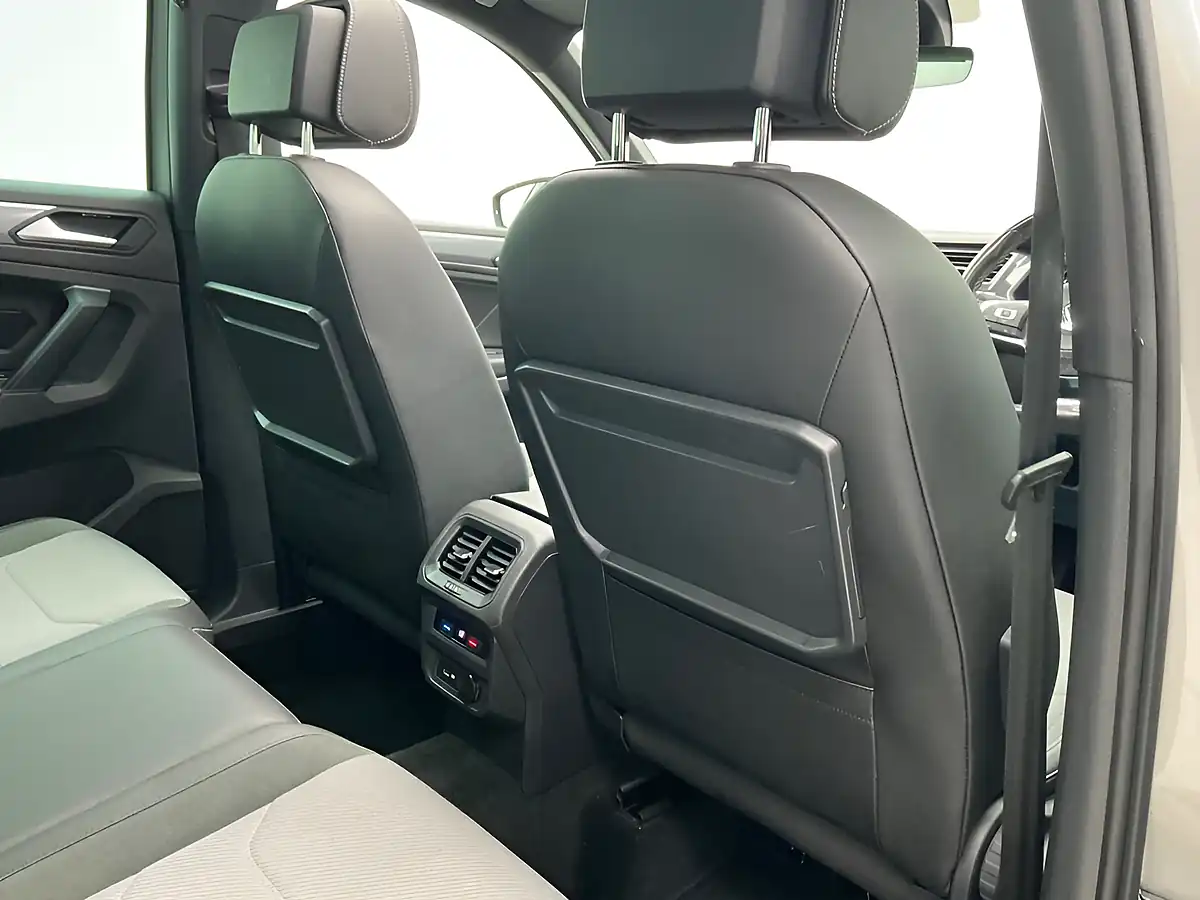 Used 2020 Volkswagen Tiguan R-Line Tech Tungsten Silver - Interior and Exterior details 19