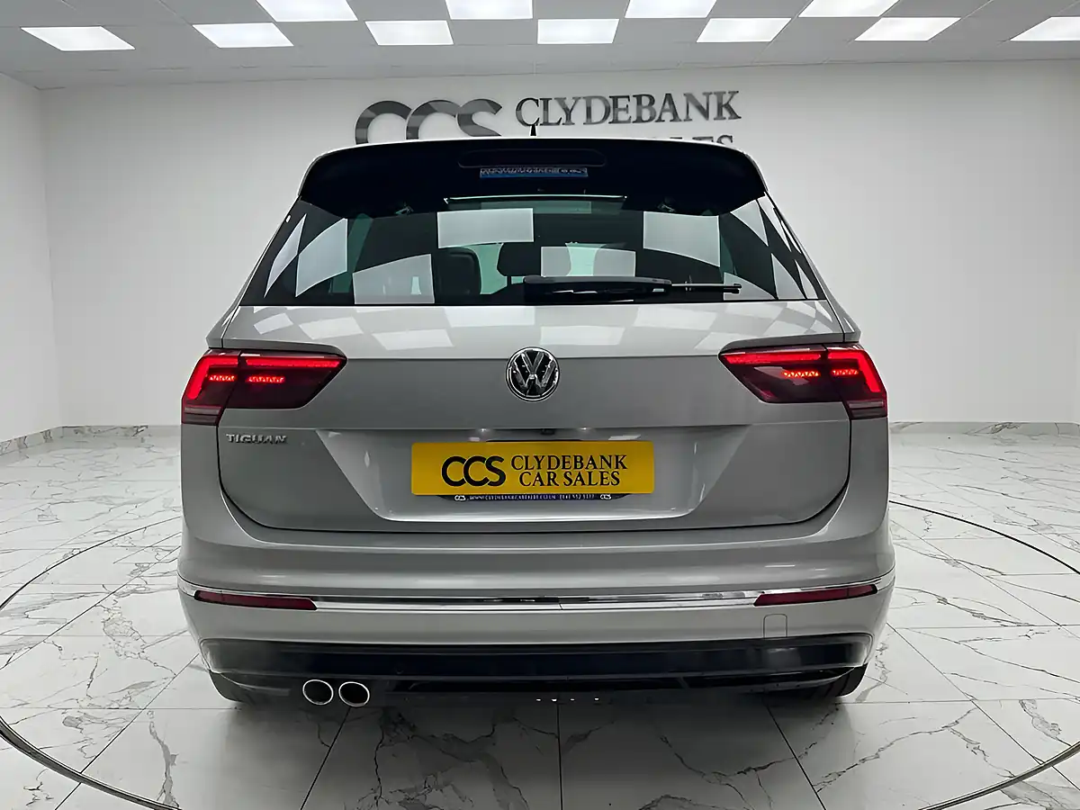 Used 2020 Volkswagen Tiguan R-Line Tech Tungsten Silver - Interior and Exterior details 7