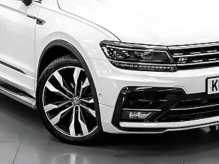 Used 2020 Volkswagen Tiguan R-Line Tech White - Interior and Exterior details 11
