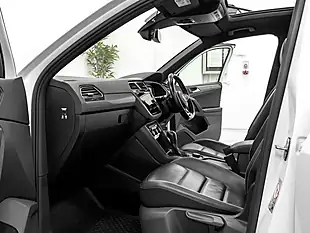 Used 2020 Volkswagen Tiguan R-Line Tech White - Interior and Exterior details 16