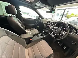 Used 2020 Volkswagen Tiguan R-Line Tech White - Interior and Exterior details 10