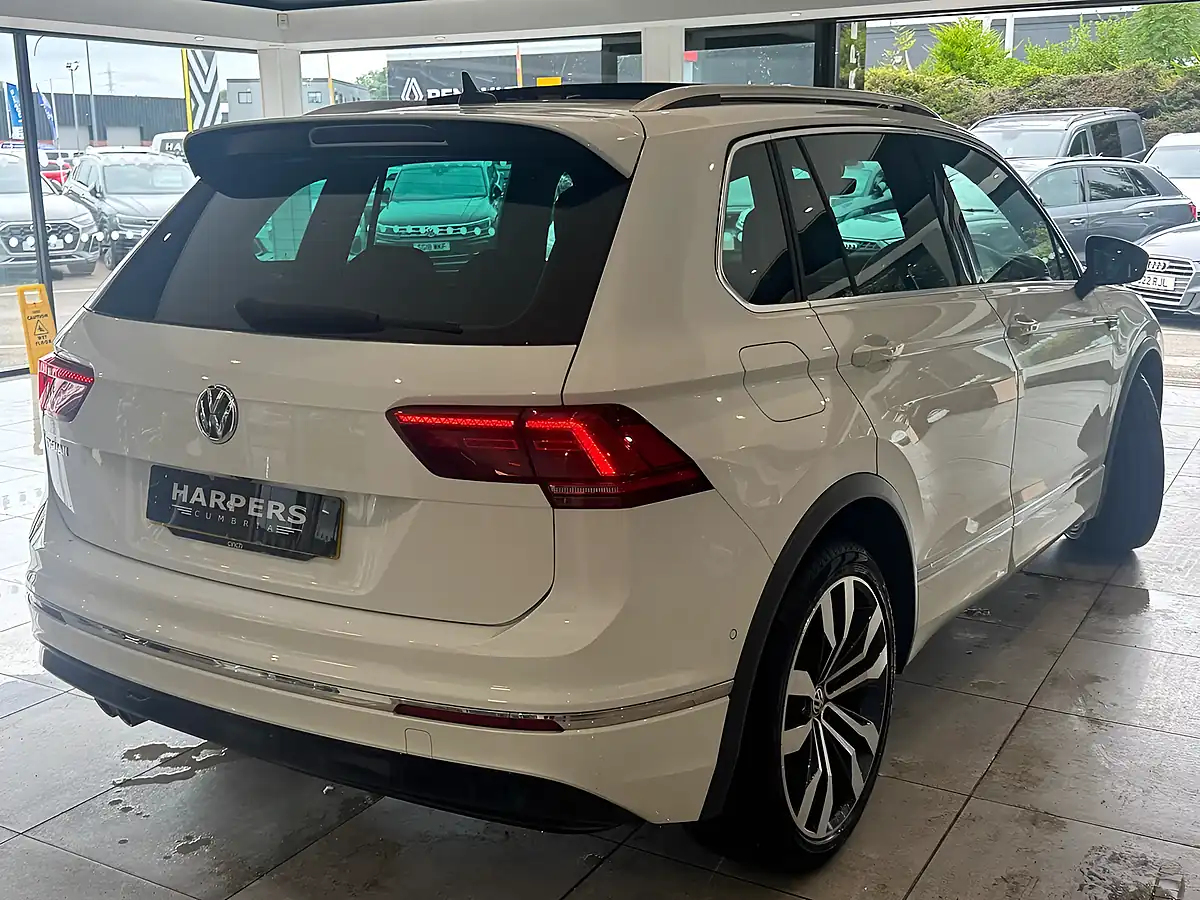 Used 2020 Volkswagen Tiguan R-Line Tech White - Interior and Exterior details 2