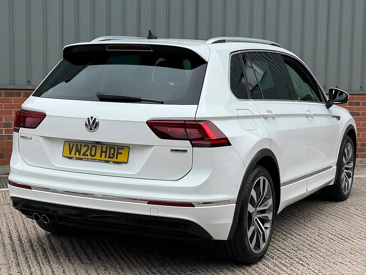 Used 2020 Volkswagen Tiguan R-Line Tech White - Interior and Exterior details 7