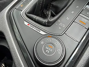 Used 2020 Volkswagen Tiguan R-Line Tech White - Interior and Exterior details 6
