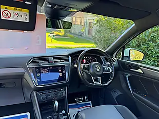 Used 2020 Volkswagen Tiguan R-Line Tech White - Interior and Exterior details 17