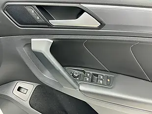 Used 2020 Volkswagen Tiguan R-Line Tech White - Interior and Exterior details 14