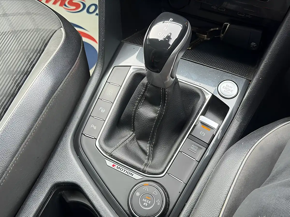 Used 2020 Volkswagen Tiguan R-Line White - Interior and Exterior details 14