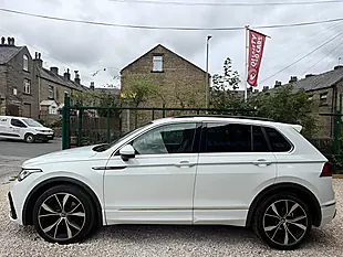 Used 2020 Volkswagen Tiguan R-Line White - Interior and Exterior details 8