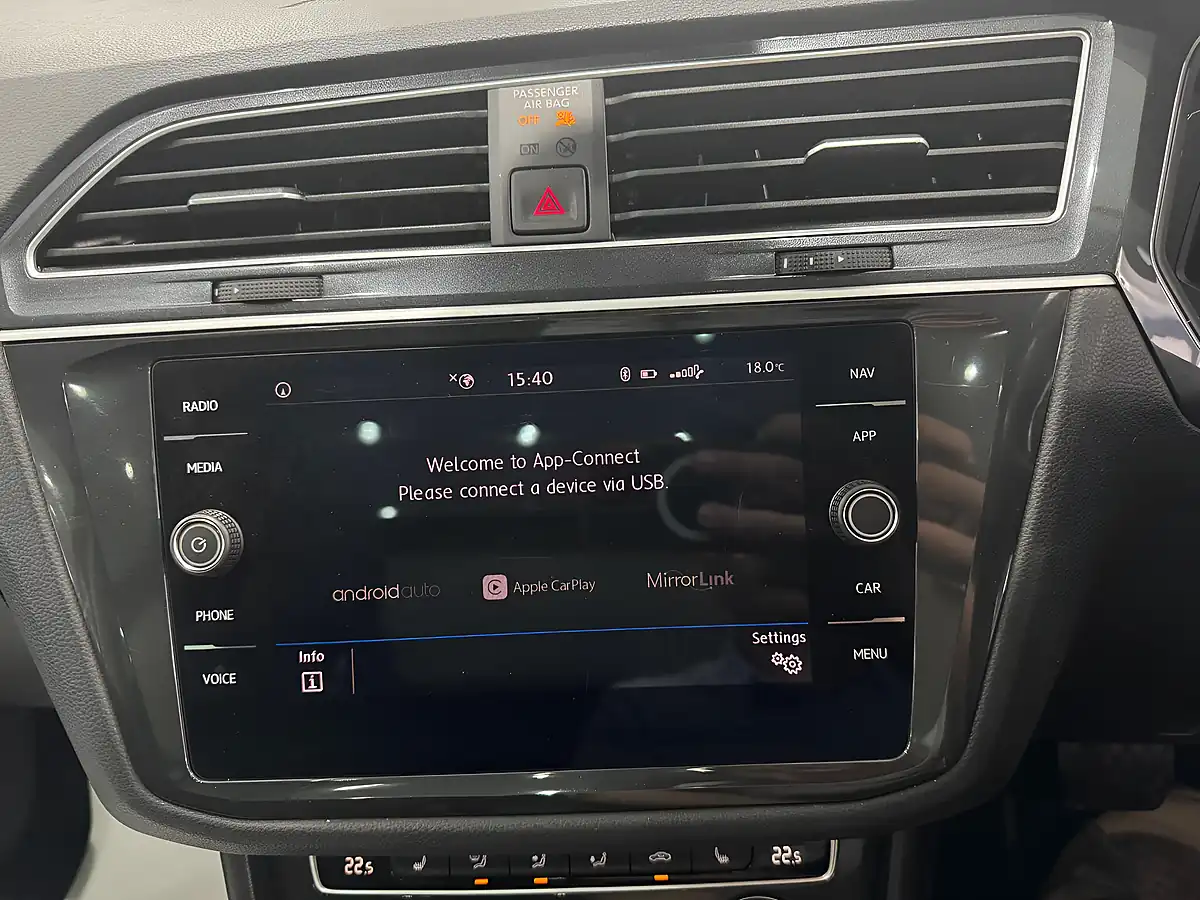 Used 2020 Volkswagen Tiguan Sel Grey - Interior and Exterior details 12