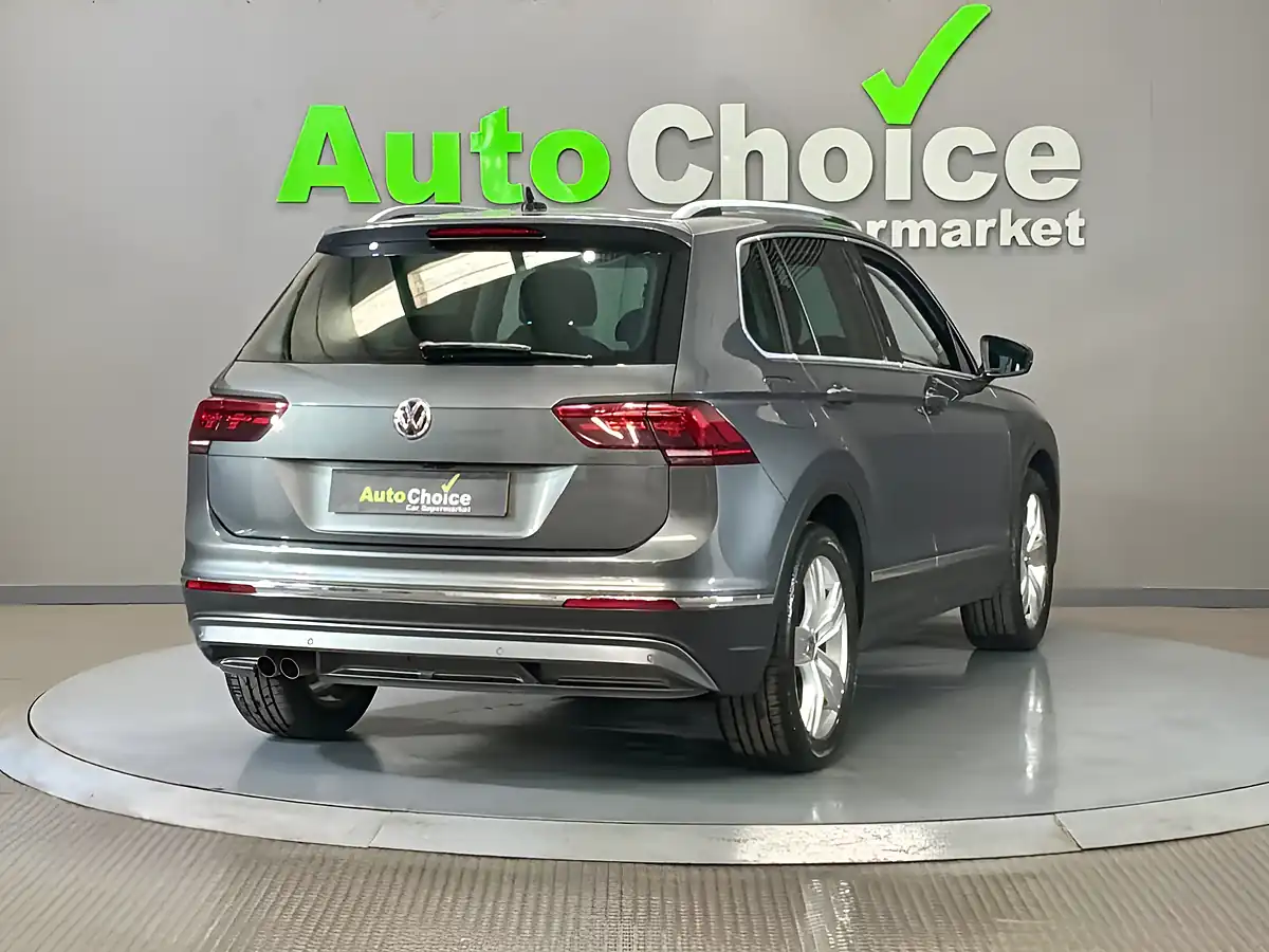 Used 2020 Volkswagen Tiguan Sel Indium Grey - Interior and Exterior details 13