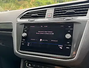Used 2020 Volkswagen Tiguan Sel Pure White - Interior and Exterior details 14