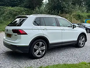 Used 2020 Volkswagen Tiguan Sel Pure White - Interior and Exterior details 3