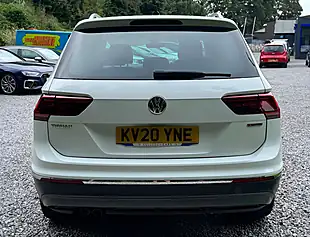 Used 2020 Volkswagen Tiguan Sel Pure White - Interior and Exterior details 4