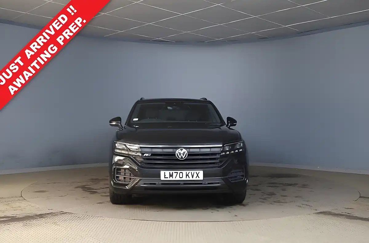 Used 2020 Volkswagen Touareg Black Edition Black - Interior and Exterior details 4