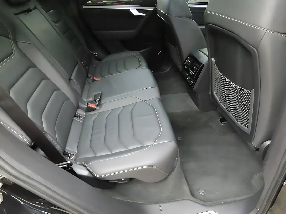 Used 2020 Volkswagen Touareg Black Edition Black - Interior and Exterior details 5