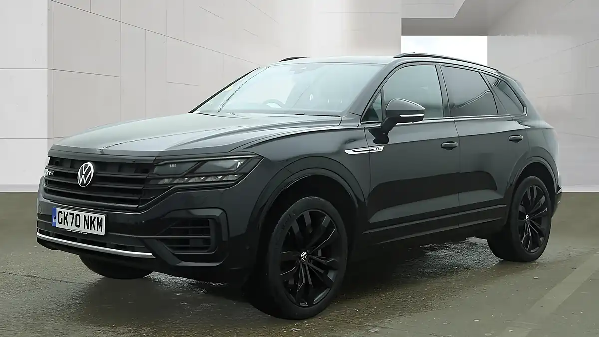 Used 2020 Volkswagen Touareg Black Edition Black - Interior and Exterior details 5