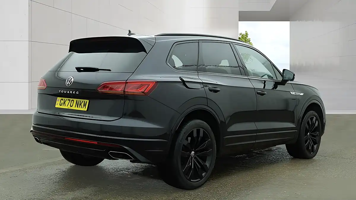 Used 2020 Volkswagen Touareg Black Edition Black - Interior and Exterior details 7