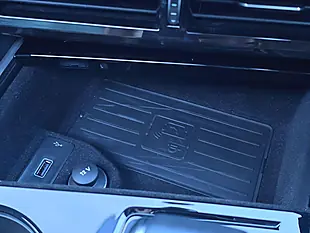Used 2020 Volkswagen Touareg Black Edition Blue - Interior and Exterior details 18