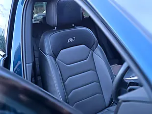 Used 2020 Volkswagen Touareg Black Edition Blue - Interior and Exterior details 4