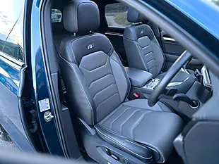 Used 2020 Volkswagen Touareg Black Edition Blue - Interior and Exterior details 9
