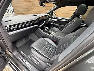 Used 2020 Volkswagen Touareg Black Edition Grey - Interior and Exterior details 18