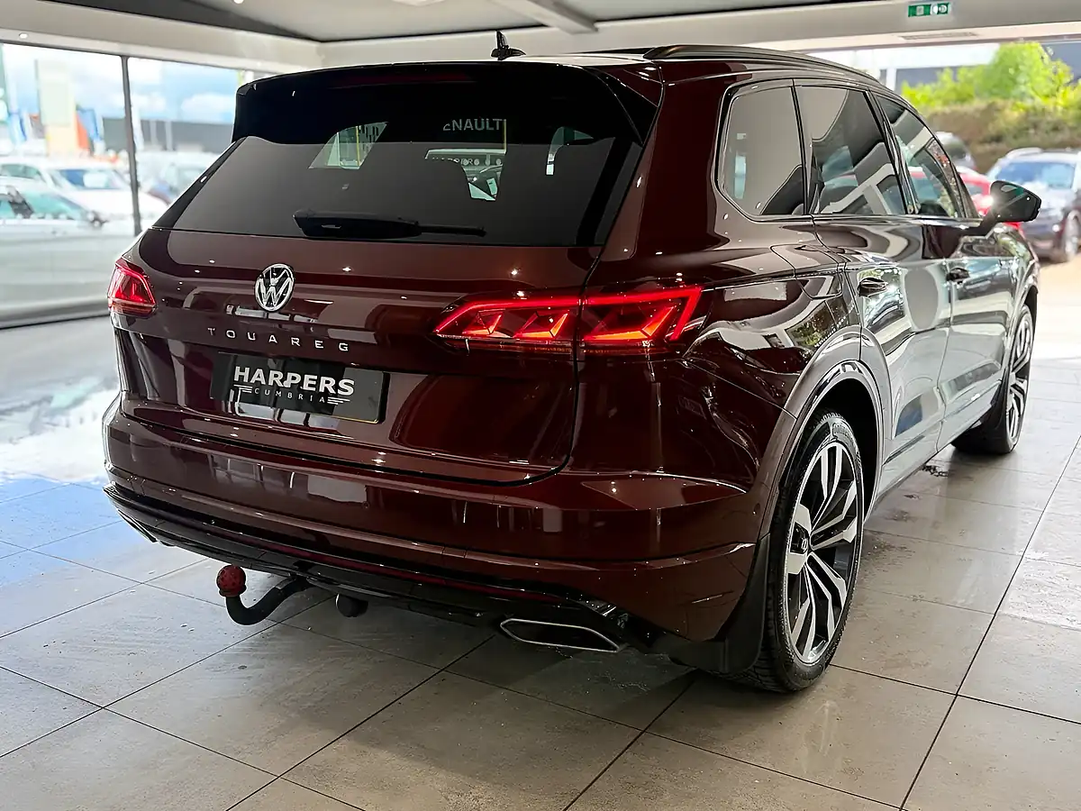 Used 2020 Volkswagen Touareg Black Edition Red - Interior and Exterior details 10