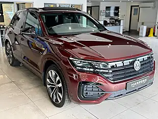 Used 2020 Volkswagen Touareg Black Edition Red - Interior and Exterior details 12