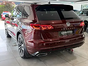 Used 2020 Volkswagen Touareg Black Edition Red - Interior and Exterior details 7