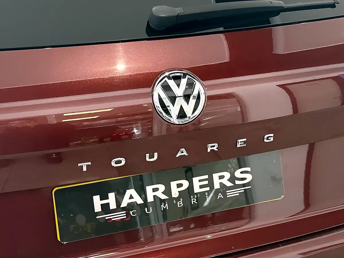 Used 2020 Volkswagen Touareg Black Edition Red - Interior and Exterior details 9