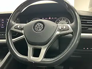 Used 2020 Volkswagen Touareg Sel White - Interior and Exterior details 11