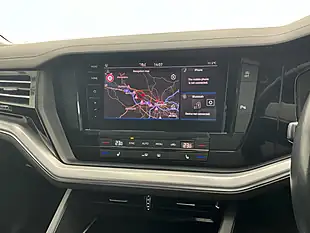 Used 2020 Volkswagen Touareg Sel White - Interior and Exterior details 16